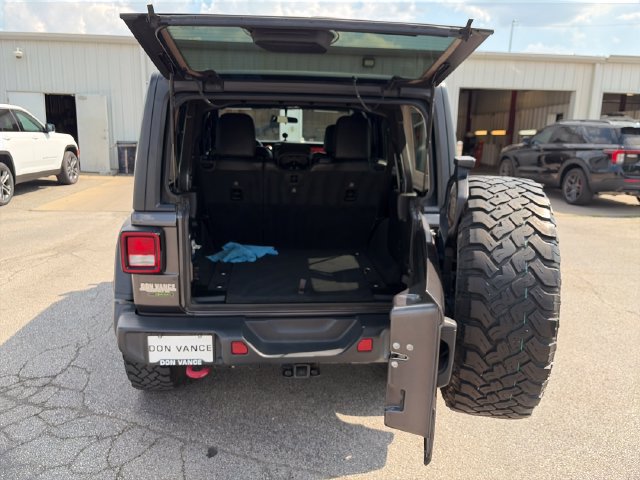 Used 2020 Jeep Wrangler Unlimited Rubicon w/ Cold Weather Group AWD/4WD image 21