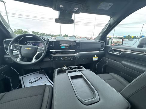 New 2026 Chevrolet Silverado 1500 LT image 10