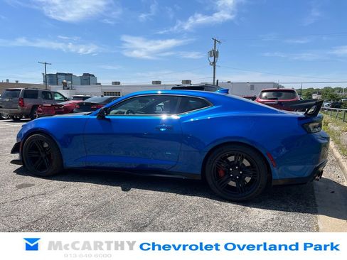 Used 2018 Chevrolet Camaro ZL1 RWD image 5