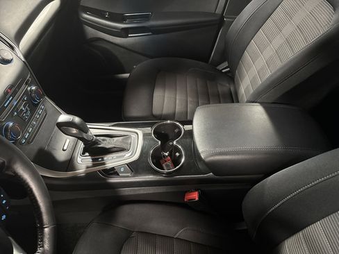 Used 2017 Ford Edge SEL w/ Class II Trailer Tow Package image 27