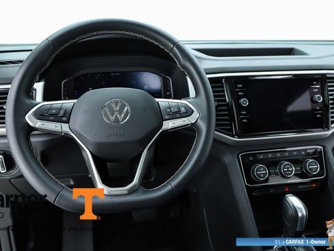 Used 2023 Volkswagen Atlas SE image 20