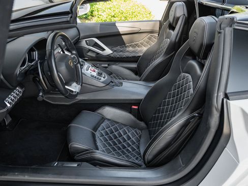Used 2016 Lamborghini Aventador LP 700-4 AWD/4WD image 30