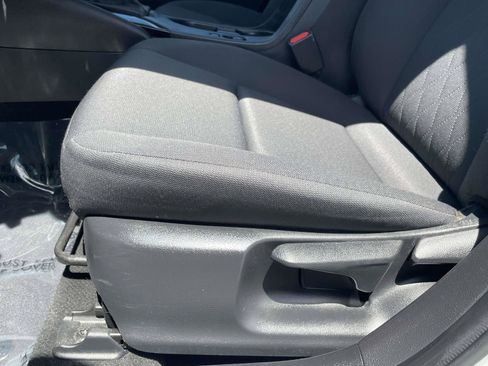 Used 2024 Toyota Corolla LE FWD image 17