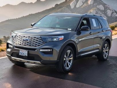 Used 2020 Ford Explorer Platinum w/ Premium Technology Package