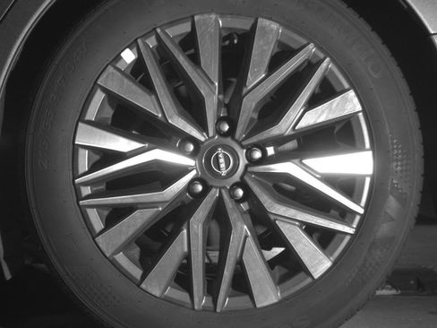 Used 2025 Nissan Altima 2.5 SV image 14