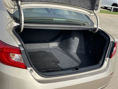 Used 2020 Honda Accord LX image 27