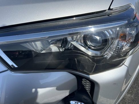 Used 2021 Toyota 4Runner SR5 image 3