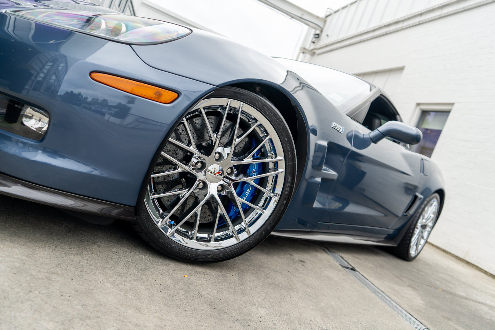 Used 2011 Chevrolet Corvette ZR1 w/ Preferred Equipment Group RWD image 4