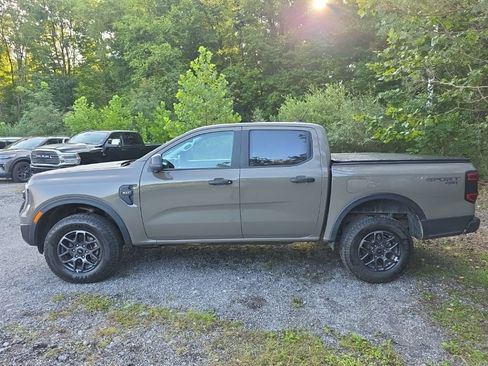 Used 2025 Ford Ranger XLT AWD/4WD image 4