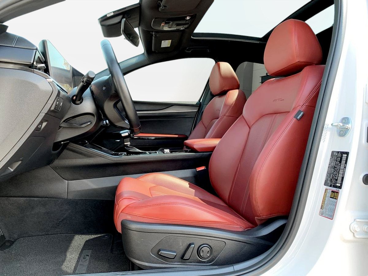 Used 2025 Kia K5 GT-Line w/ GT-Line Premium Package FWD image 28