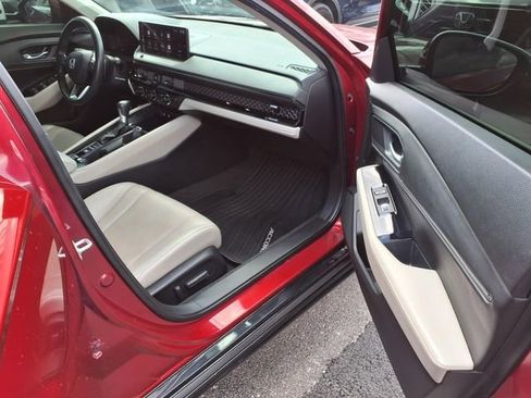Certified 2023 Honda Accord Touring image 24