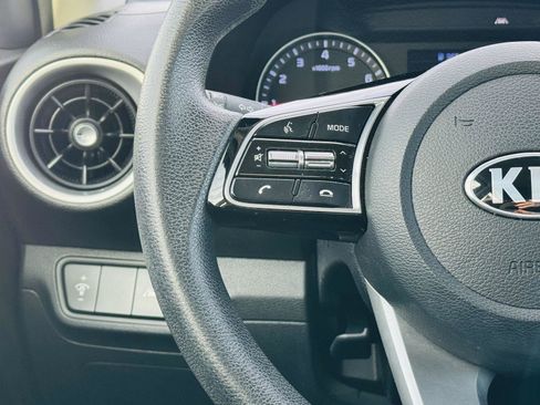 Used 2020 Kia Forte LXS image 11