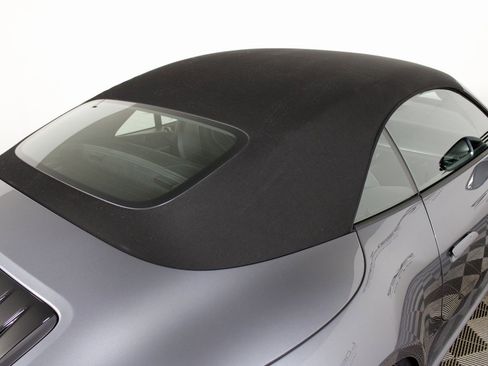 Used 2025 Porsche 911 Carrera image 16