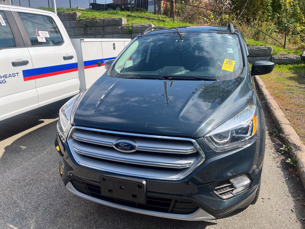 Used 2019 Ford Escape SEL AWD/4WD image 3