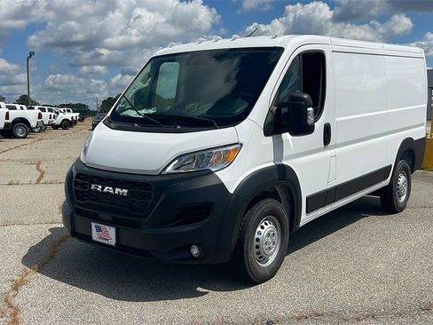 New 2025 RAM ProMaster 1500 w/ Convenience Group image 3