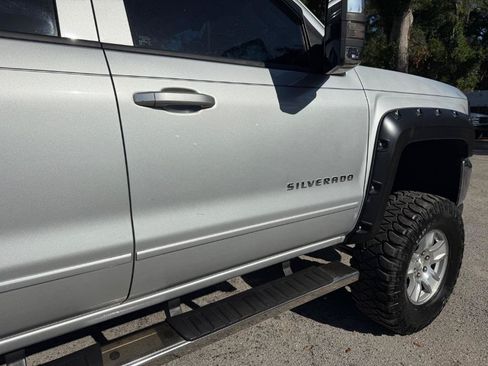 Used 2018 Chevrolet Silverado 1500 LT w/ All Star Edition RWD image 16