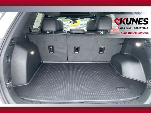 New 2026 GMC Terrain Elevation w/ Elevation Premium Package image 34