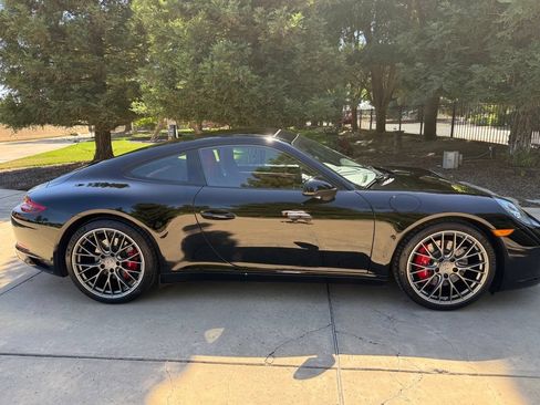 Used 2018 Porsche 911 Carrera S RWD image 20