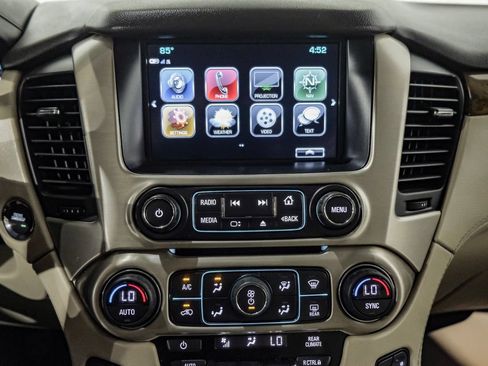 Used 2017 GMC Yukon XL Denali w/ Open Road Package AWD/4WD image 26