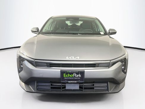 Used 2025 Kia K4 FWD image 2