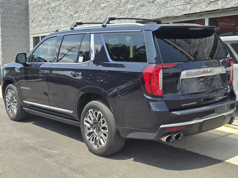 Used 2022 GMC Yukon Denali w/ Advanced Technology Package AWD/4WD image 5