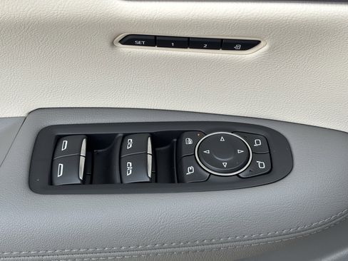 Certified 2024 Cadillac XT5 Premium Luxury FWD image 14