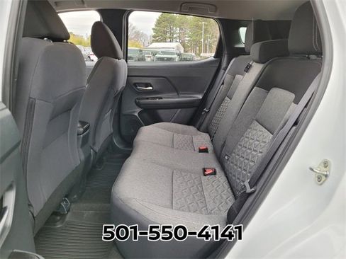 Used 2026 Nissan Kicks SV image 10