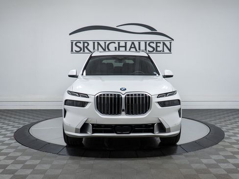 New 2026 BMW X7 xDrive40i image 2