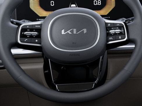 New 2026 Kia Carnival FWD image 22