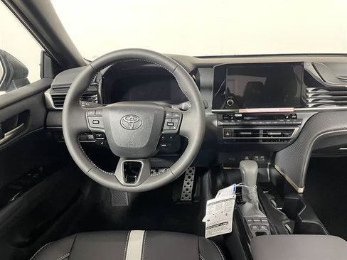 New 2026 Toyota Camry Hybrid w/ Convenience Package AWD/4WD image 12