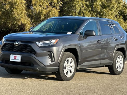 Used 2024 Toyota RAV4 LE image 8