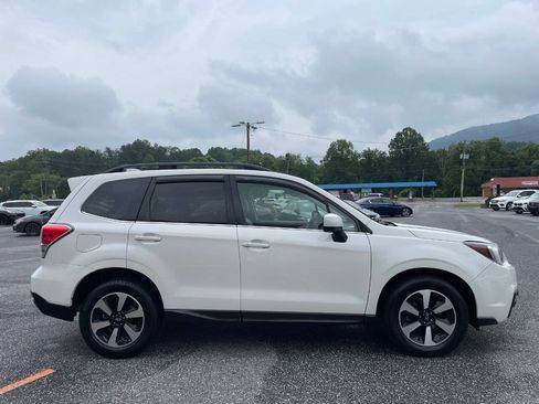 Used 2017 Subaru Forester 2.5i Limited w/ Popular Package #1 AWD/4WD image 7