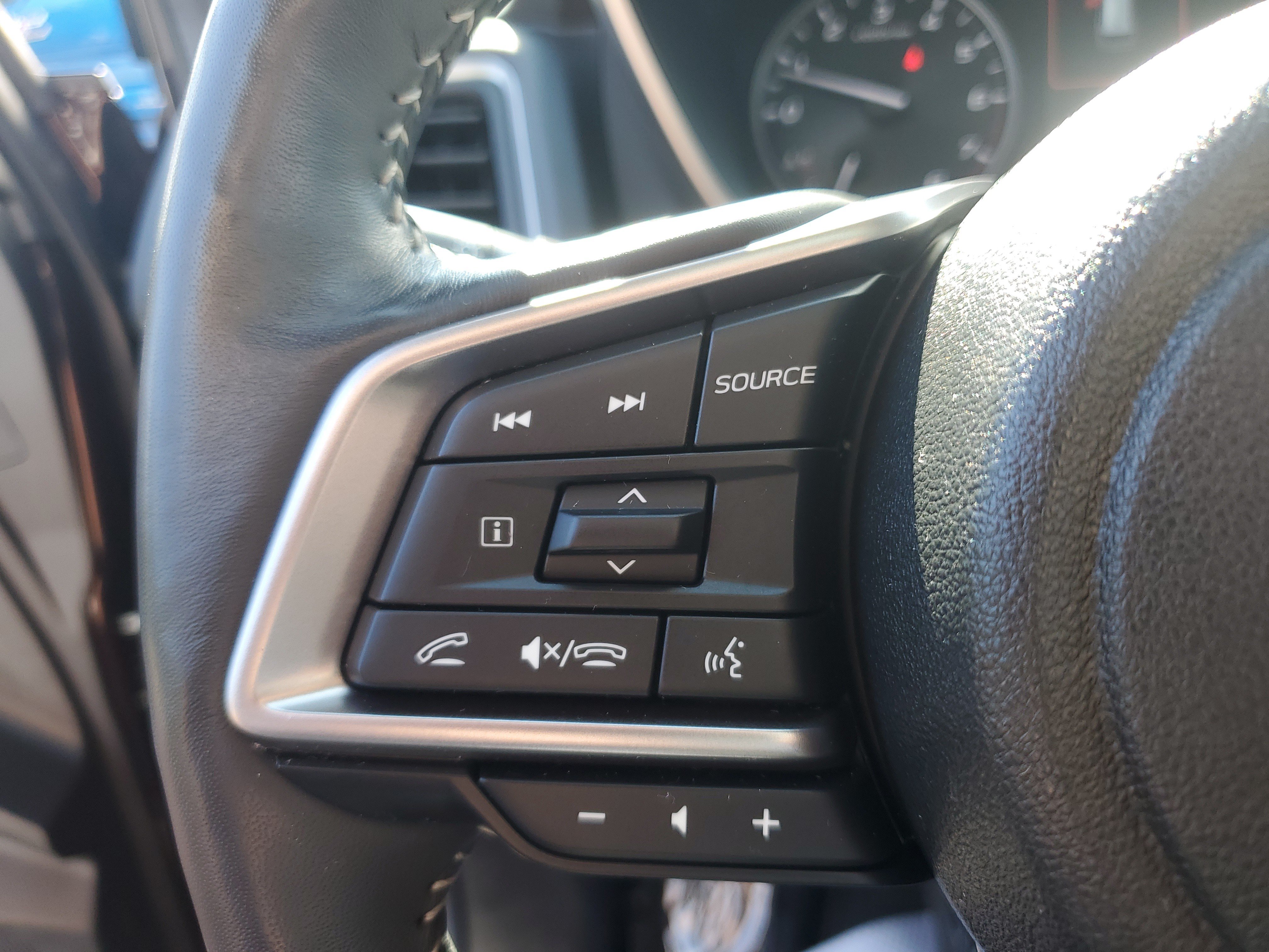 Used 2024 Subaru Ascent Touring w/ Popular Package #2 AWD/4WD image 21