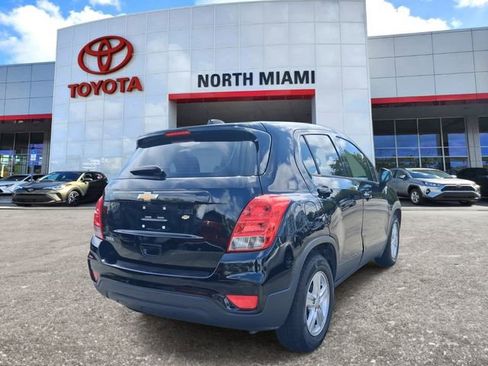 Used 2020 Chevrolet Trax LS image 4