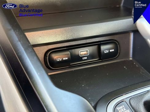 Used 2025 Kia Soul LX FWD image 25