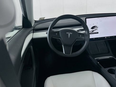 Used 2022 Tesla Model 3 Long Range image 17