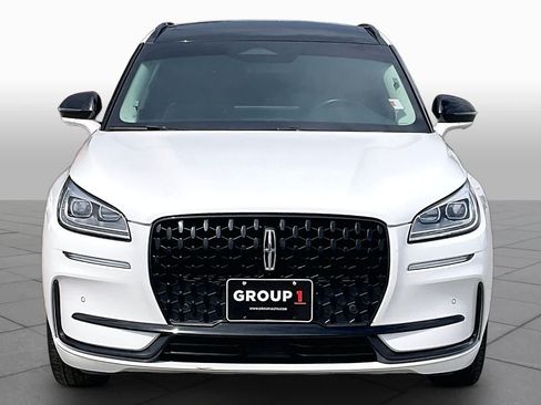 Used 2023 Lincoln Corsair Reserve w/ Equipment Group 201A FWD image 4