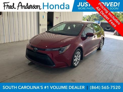 Used 2026 Toyota Corolla LE FWD image 1