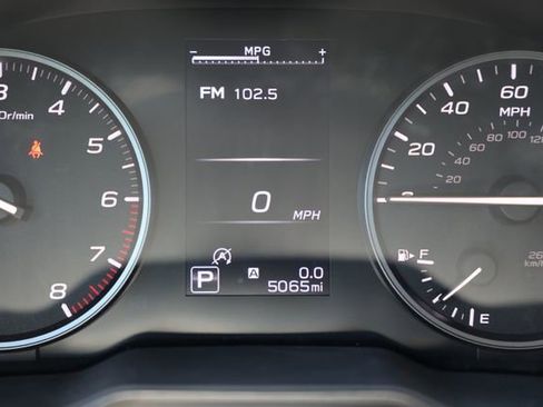 Used 2025 Subaru Outback AWD/4WD image 21