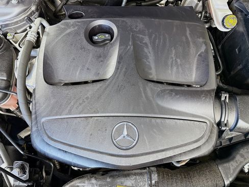 Used 2015 Mercedes-Benz GLA 250 image 39