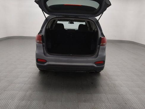 Used 2020 Kia Sorento LX FWD image 29