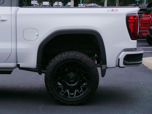 Used 2024 GMC Sierra 1500 Elevation w/ Elevation Premium Package AWD/4WD image 29