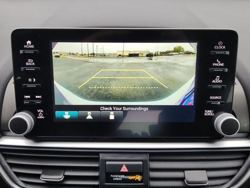 Used 2022 Honda Accord Sport image 21