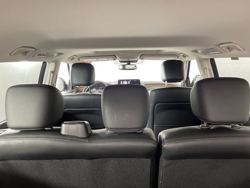 Used 2024 Nissan Armada SL w/ Cargo Package image 17