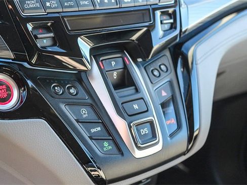 Used 2023 Honda Odyssey Elite image 27