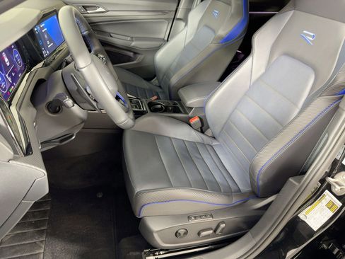 Used 2024 Volkswagen Golf R image 5