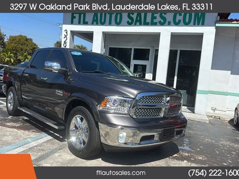 Used 2018 RAM 1500 Laramie w/ Convenience Group image 3