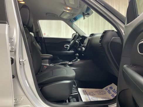 Certified 2017 Kia Soul image 12