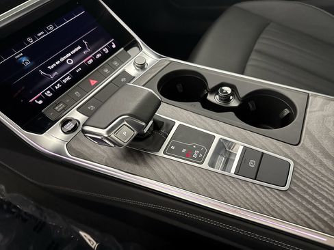 Used 2025 Audi A6 Premium Plus w/ Premium Plus Package image 17