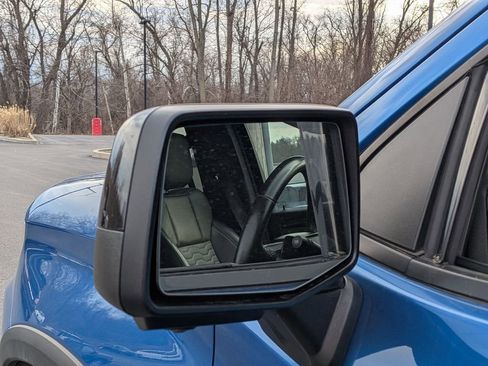 Used 2022 Chevrolet Silverado 1500 ZR2 w/ Technology Package AWD/4WD image 11